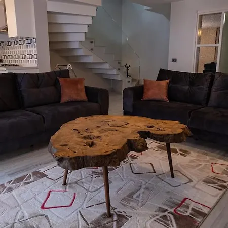Villa Havuzlu Lueks Yeni 4 Oda *